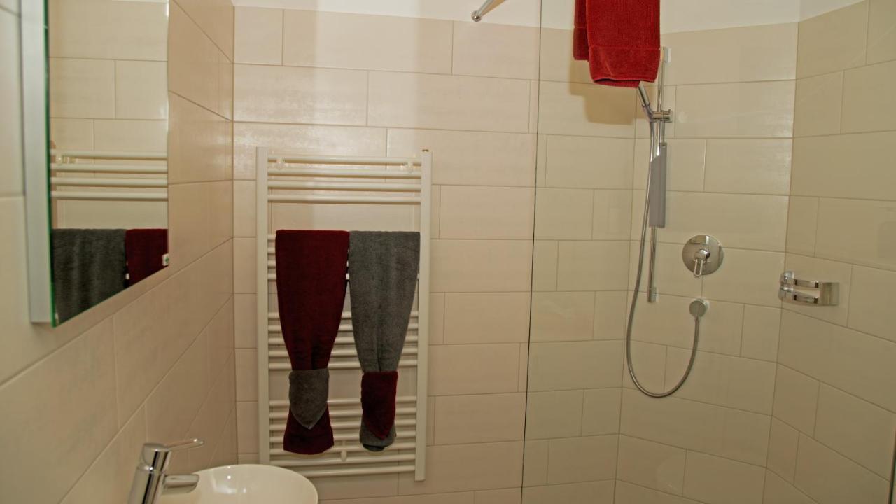 Conny'S B&B Niederweningen Dış mekan fotoğraf